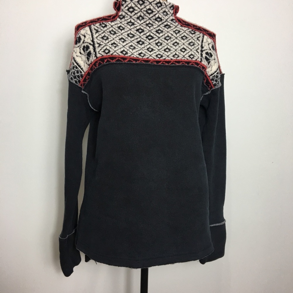 Free People Charcoal Gray Pullover with Cream & Red Patterned Cowl